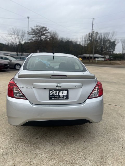 Used 2019 Nissan Versa S Plus image 5