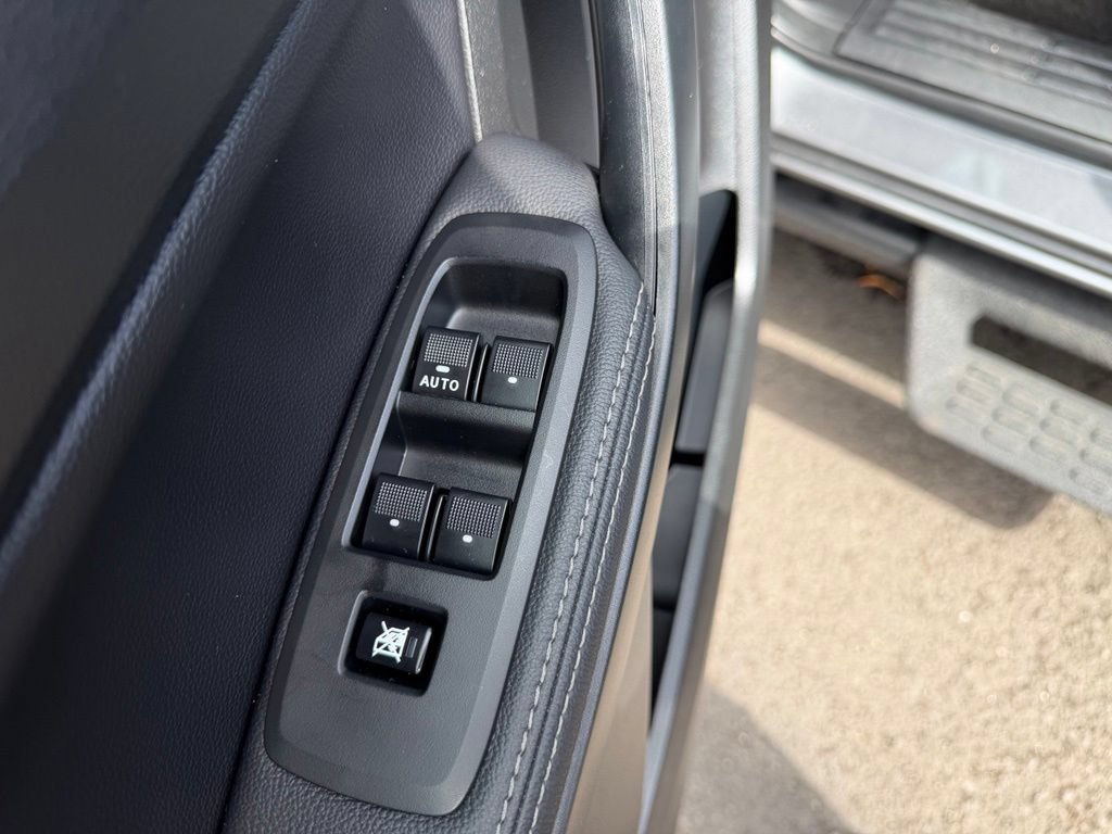 Used 2023 Ford Ranger Lariat AWD/4WD image 13