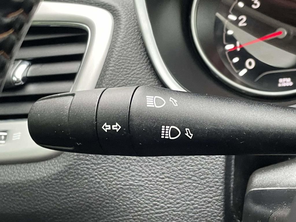 Used 2020 Jeep Compass Latitude FWD image 23