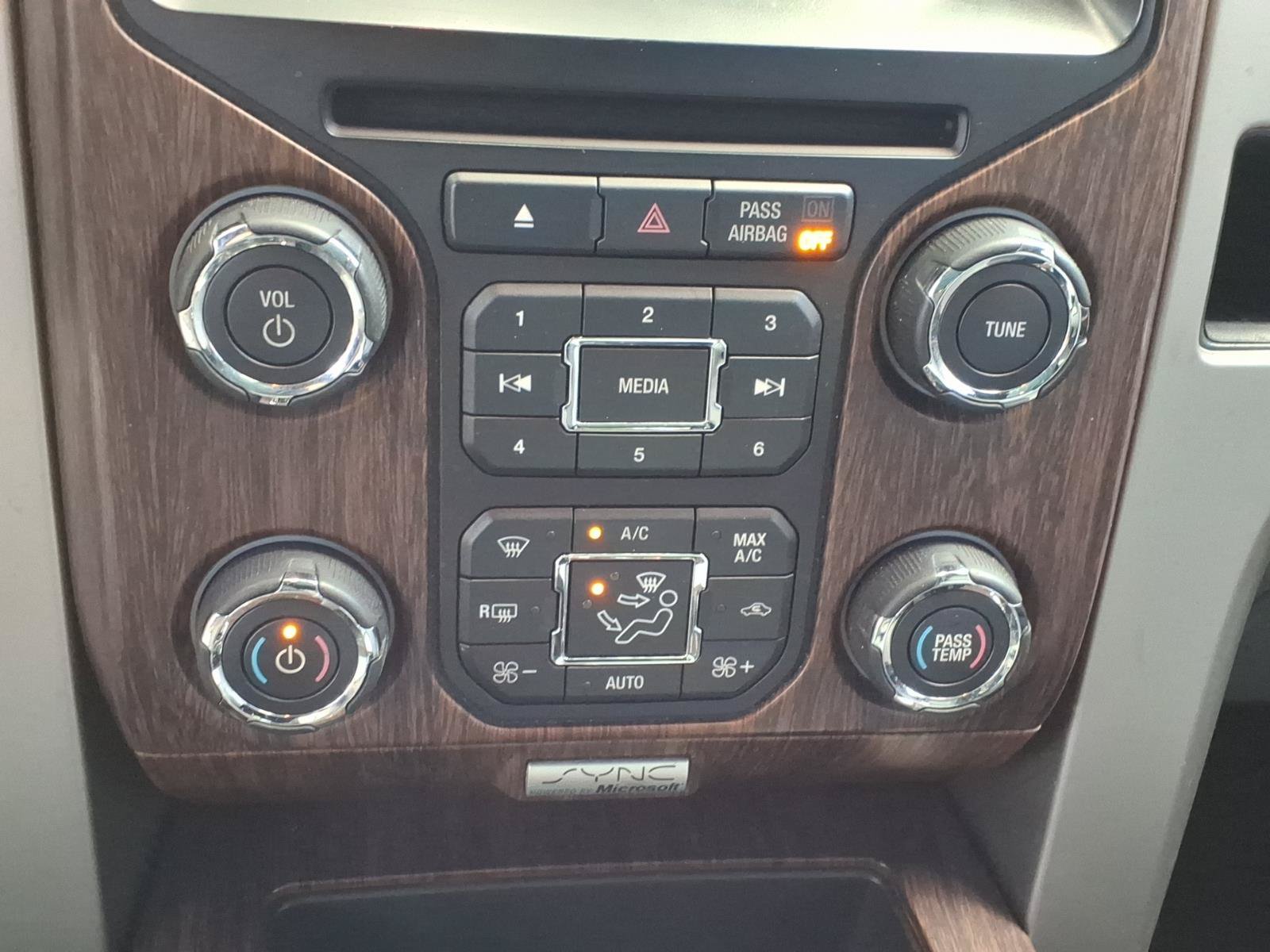 Used 2013 Ford F150 Lariat w/ Luxury Equipment Group AWD/4WD image 26