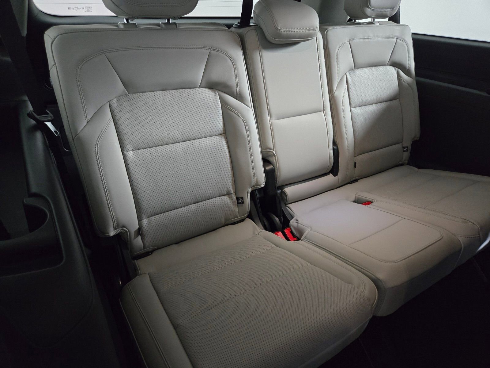 New 2026 Lincoln Navigator L Premier image 19