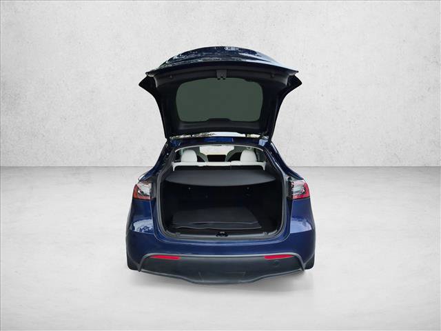 Used 2023 Tesla Model Y Long Range image 6