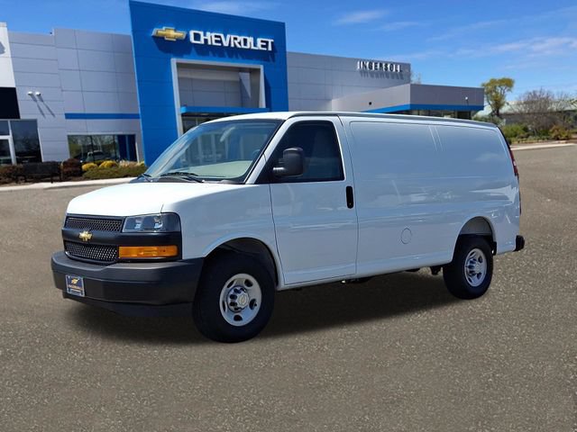 Used 2026 Chevrolet Express 3500 w/ Driver Convenience Package RWD image 34