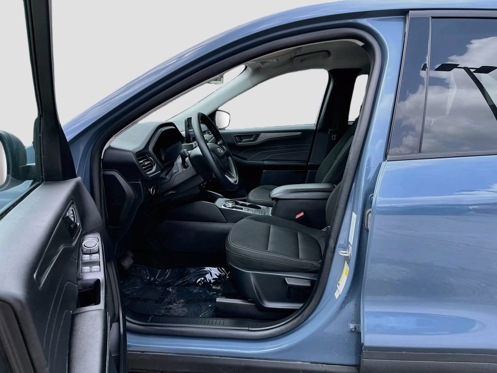 Used 2025 Ford Escape Active FWD image 19