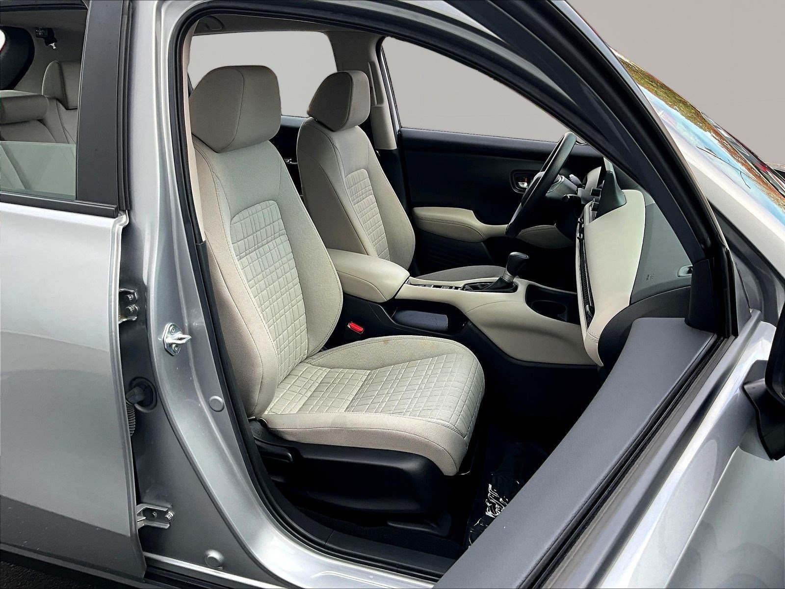 Used 2025 Honda HR-V LX image 26