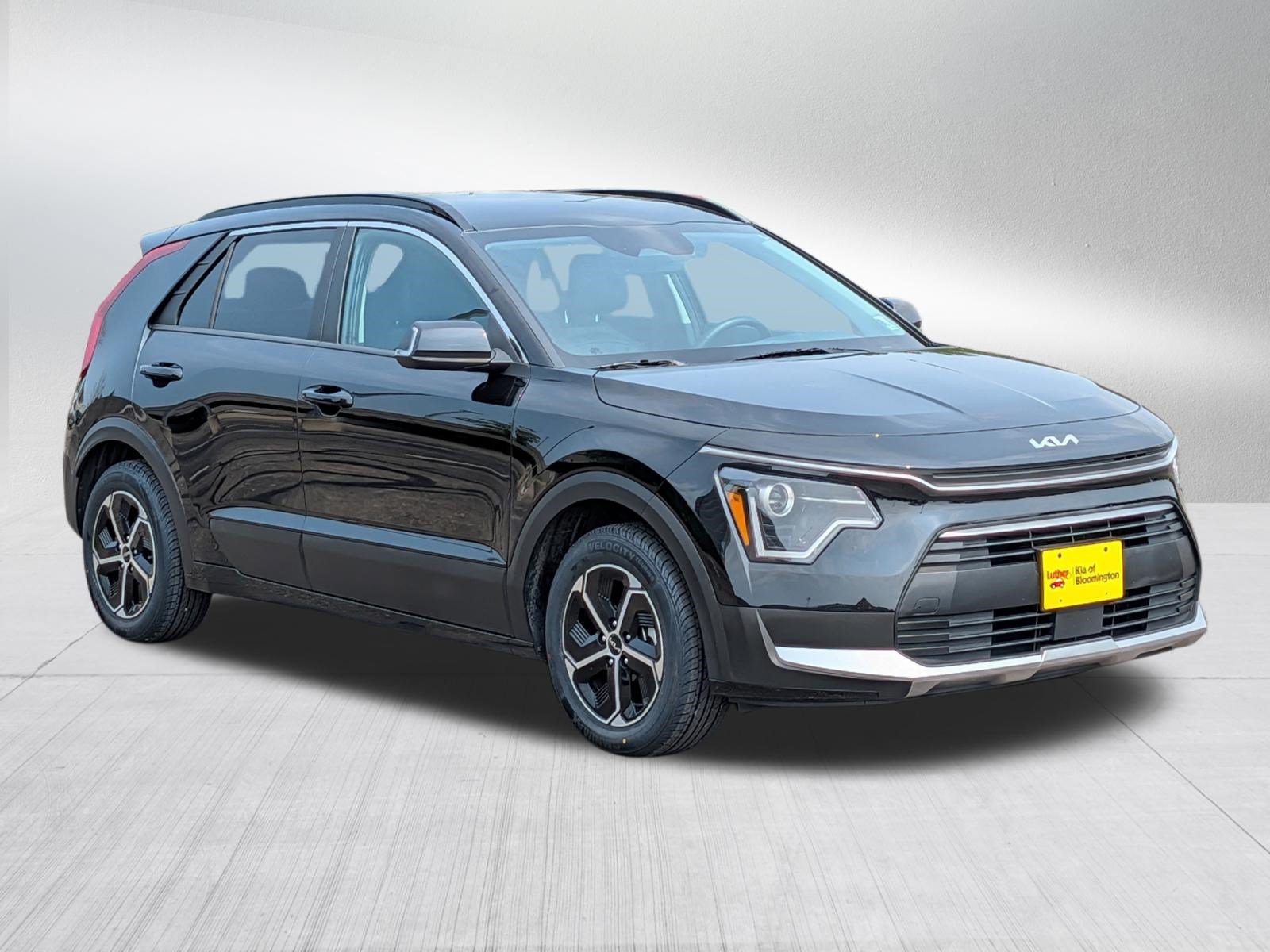 Certified 2024 Kia Niro EX w/ EX Cold Weather Package FWD image 7