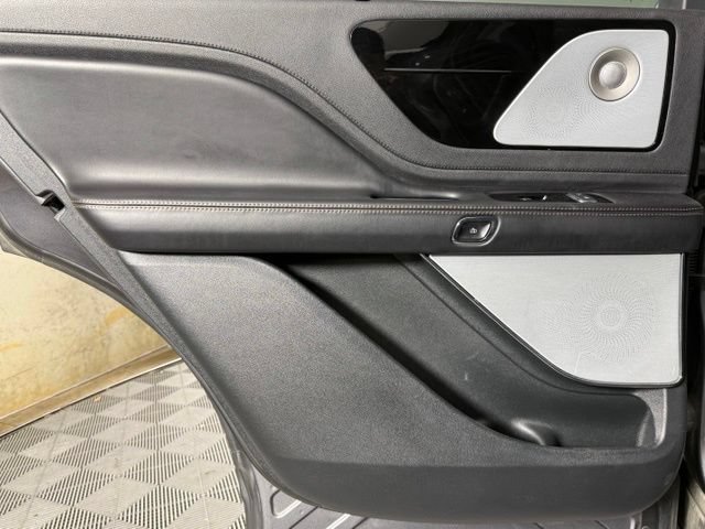 Used 2021 Lincoln Aviator Reserve w/ Equipment Group 202A AWD/4WD image 21