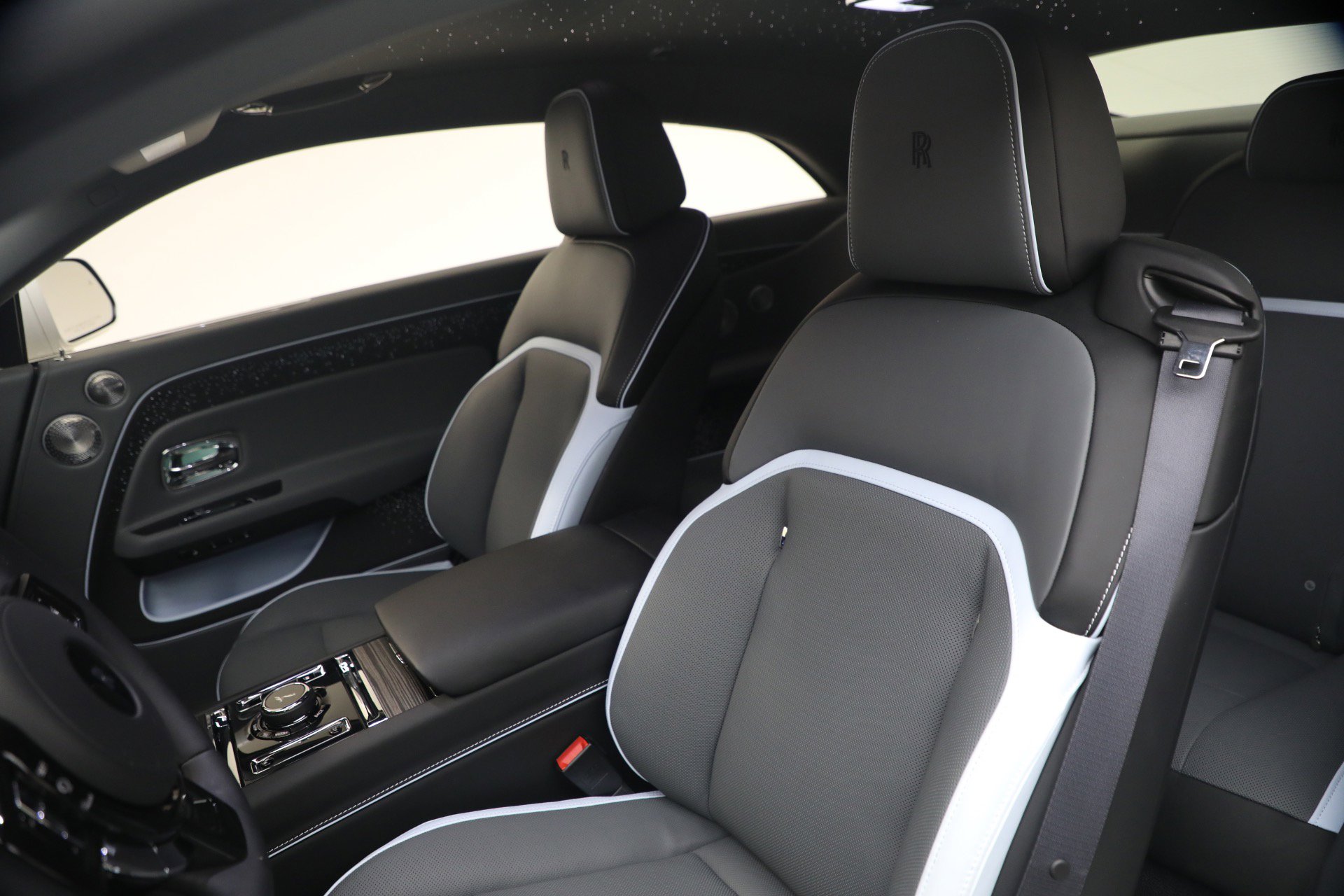 Certified 2026 Rolls-Royce Spectre AWD/4WD image 17
