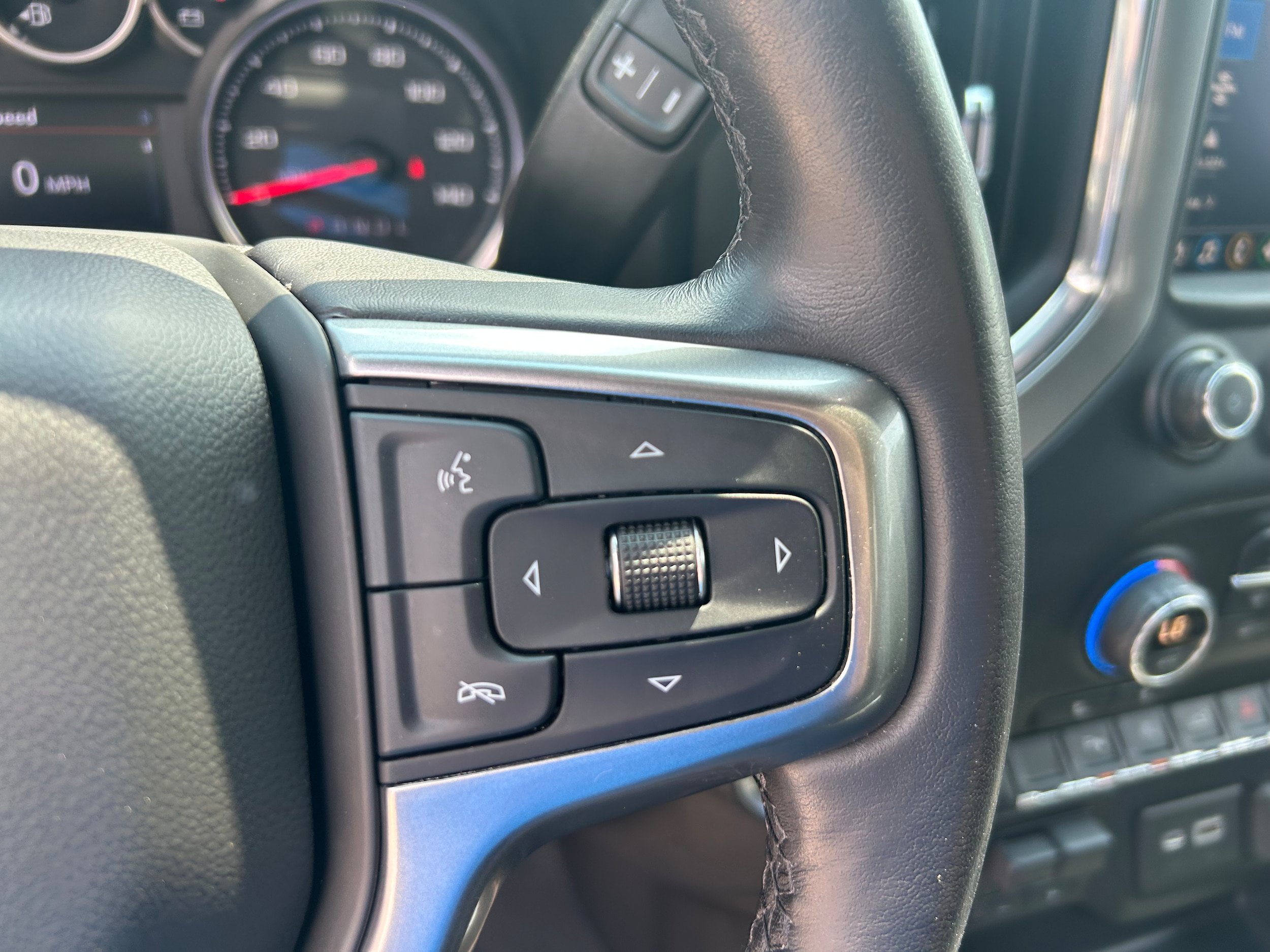 Used 2021 Chevrolet Silverado 1500 LT Trail Boss w/ Convenience Package II AWD/4WD image 23