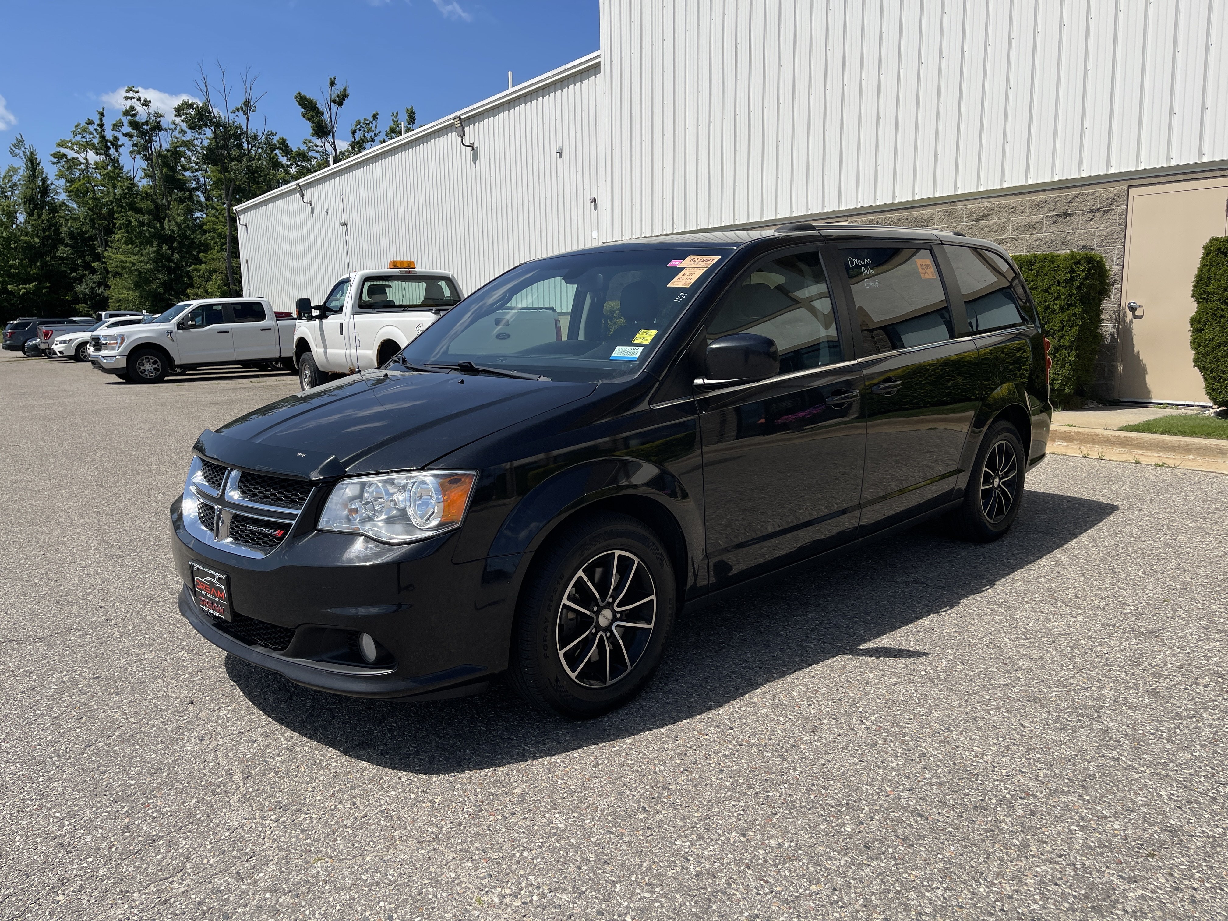 Used 2019 Dodge Grand Caravan SXT FWD image 8