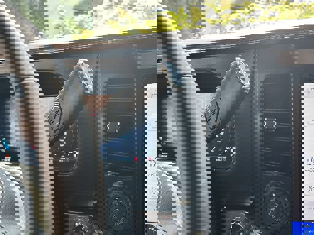 Used 2025 Ford F250 King Ranch w/ Chrome Package image 51