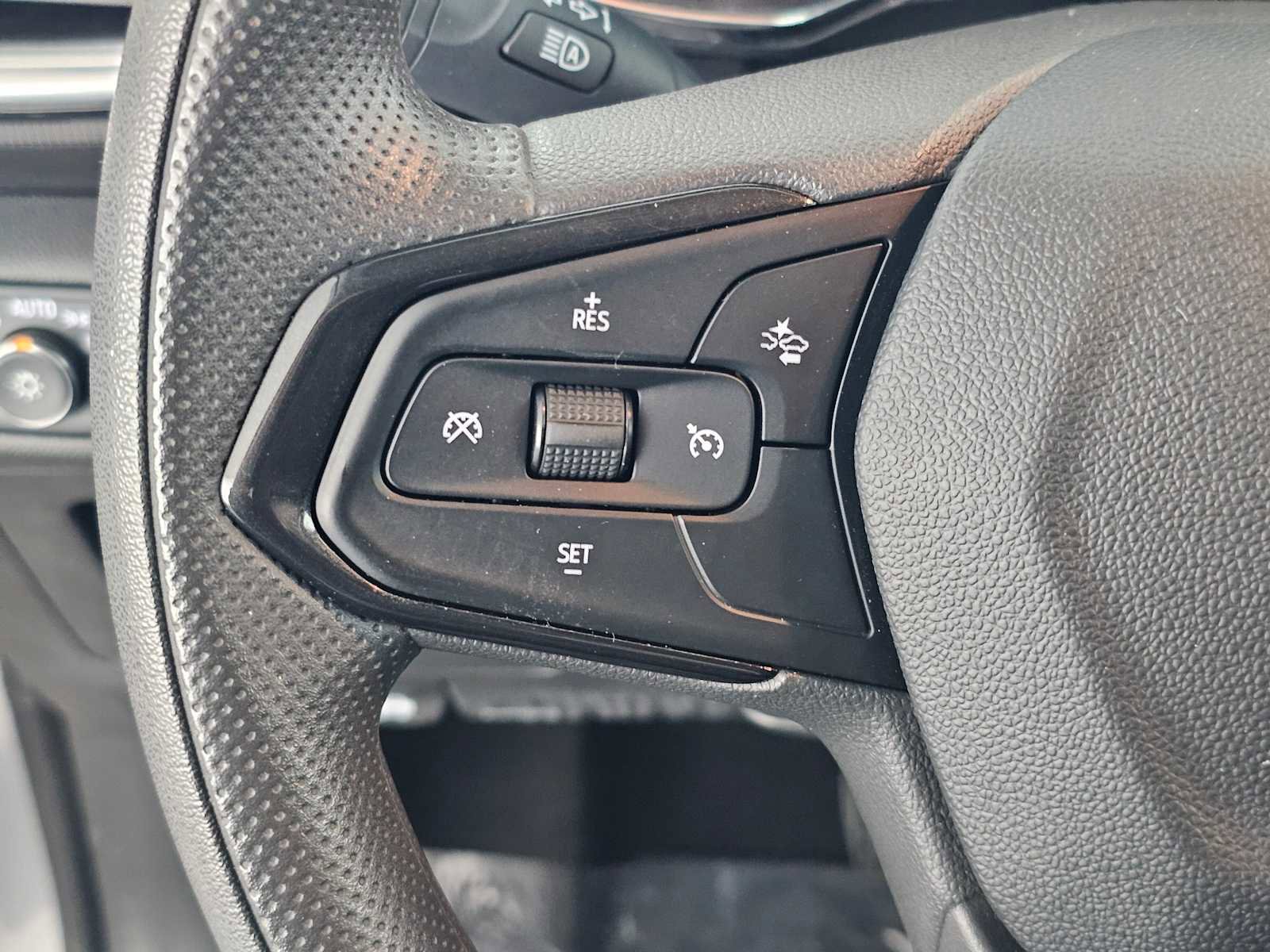 Used 2023 Chevrolet TrailBlazer LT w/ Convenience Package image 27