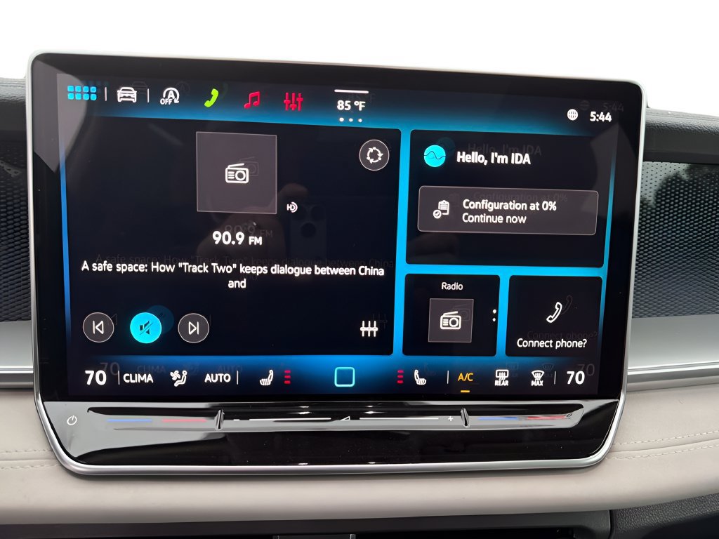 New 2026 Volkswagen Tiguan SE AWD/4WD image 16