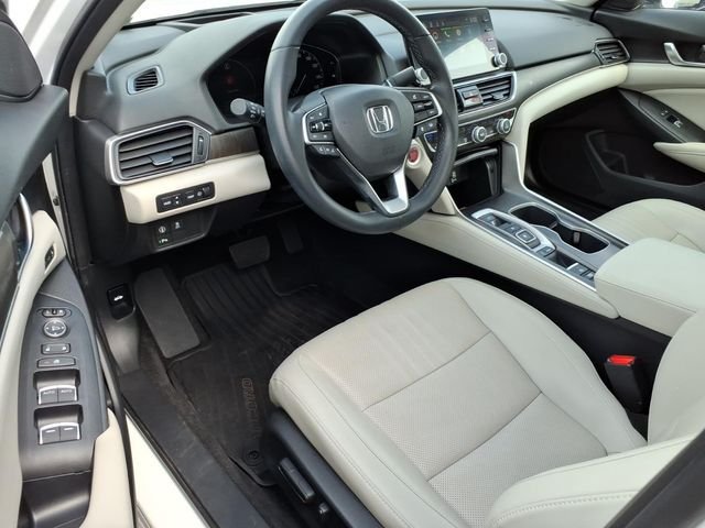 Used 2018 Honda Accord Touring image 21