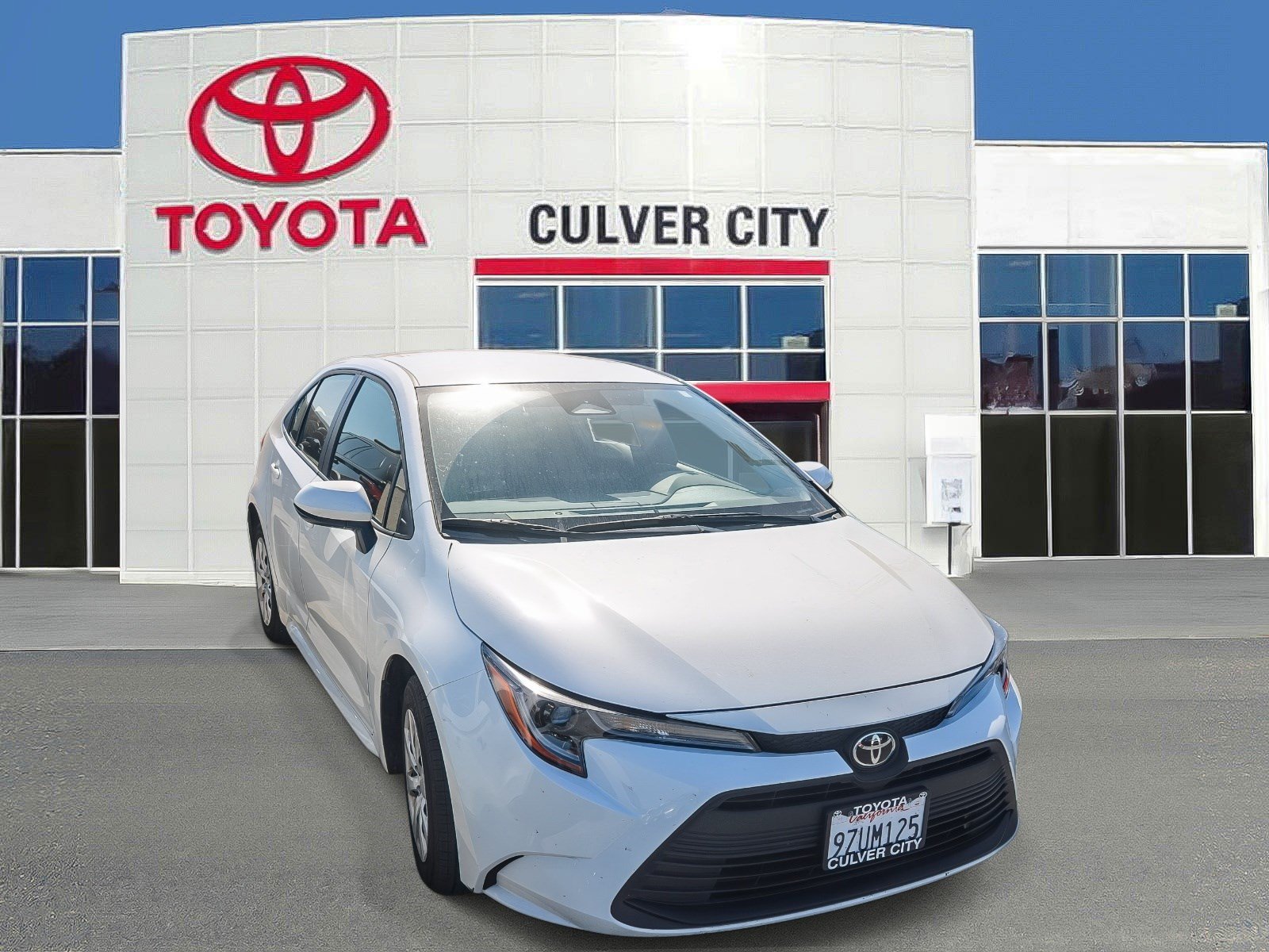Certified 2026 Toyota Corolla LE w/ Carpet Mat Package (TMS) FWD image 1