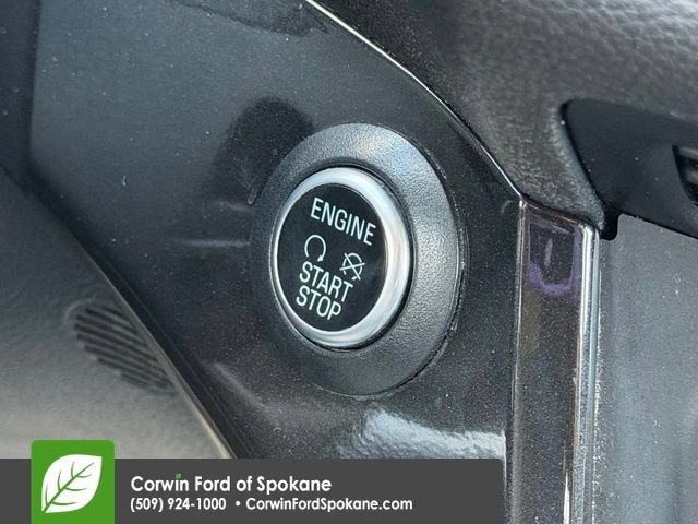 Used 2019 Ford Escape Titanium AWD/4WD image 34