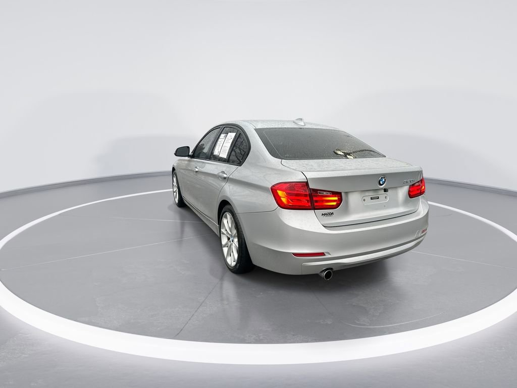 Used 2014 BMW 320i Sedan image 6
