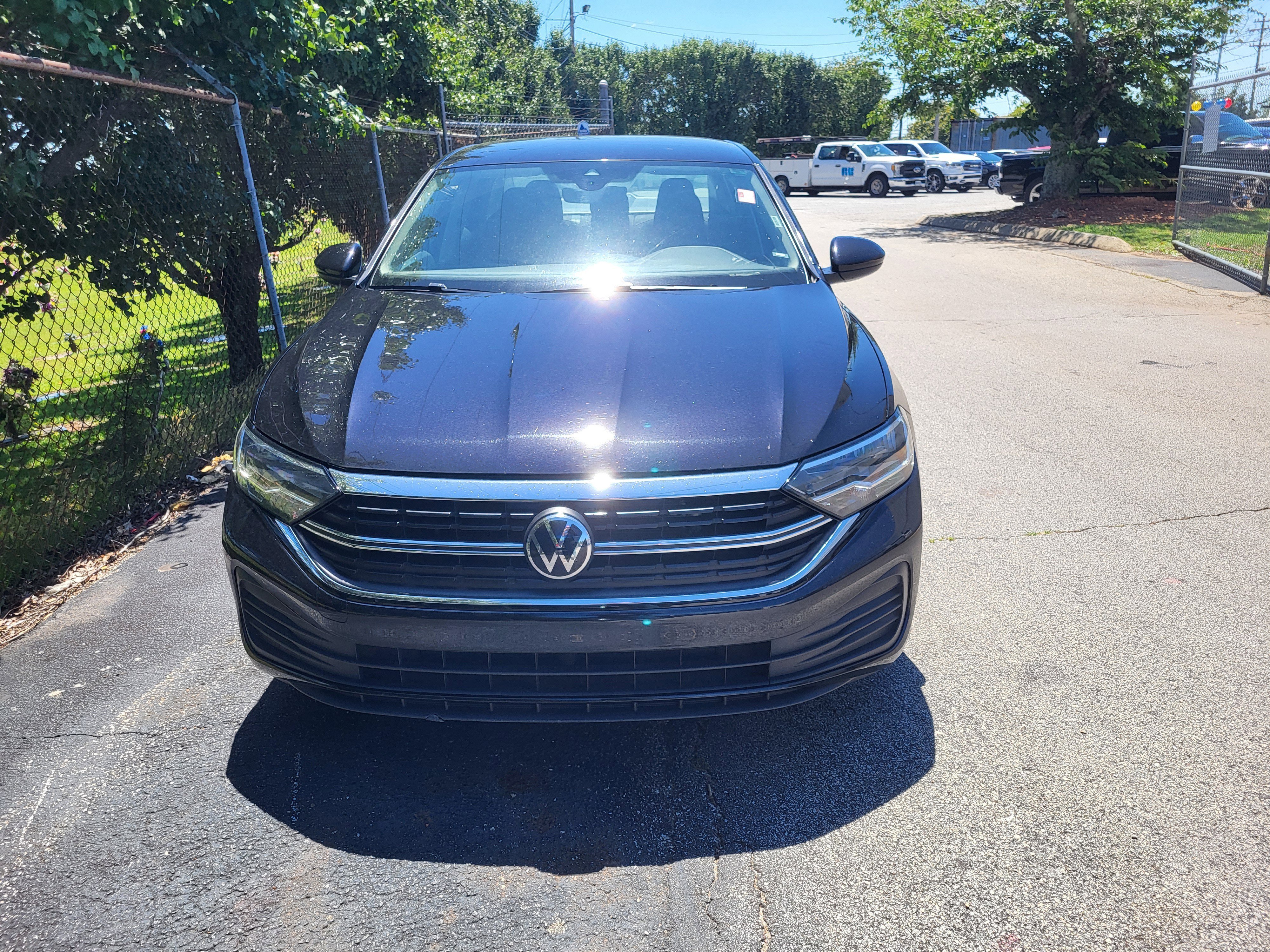 Used 2024 Volkswagen Jetta S FWD image 2