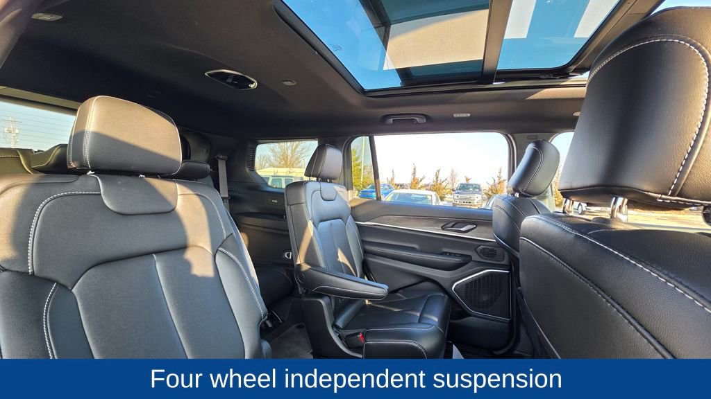 Used 2024 Jeep Grand Cherokee L Limited w/ Black Appearance Package image 14