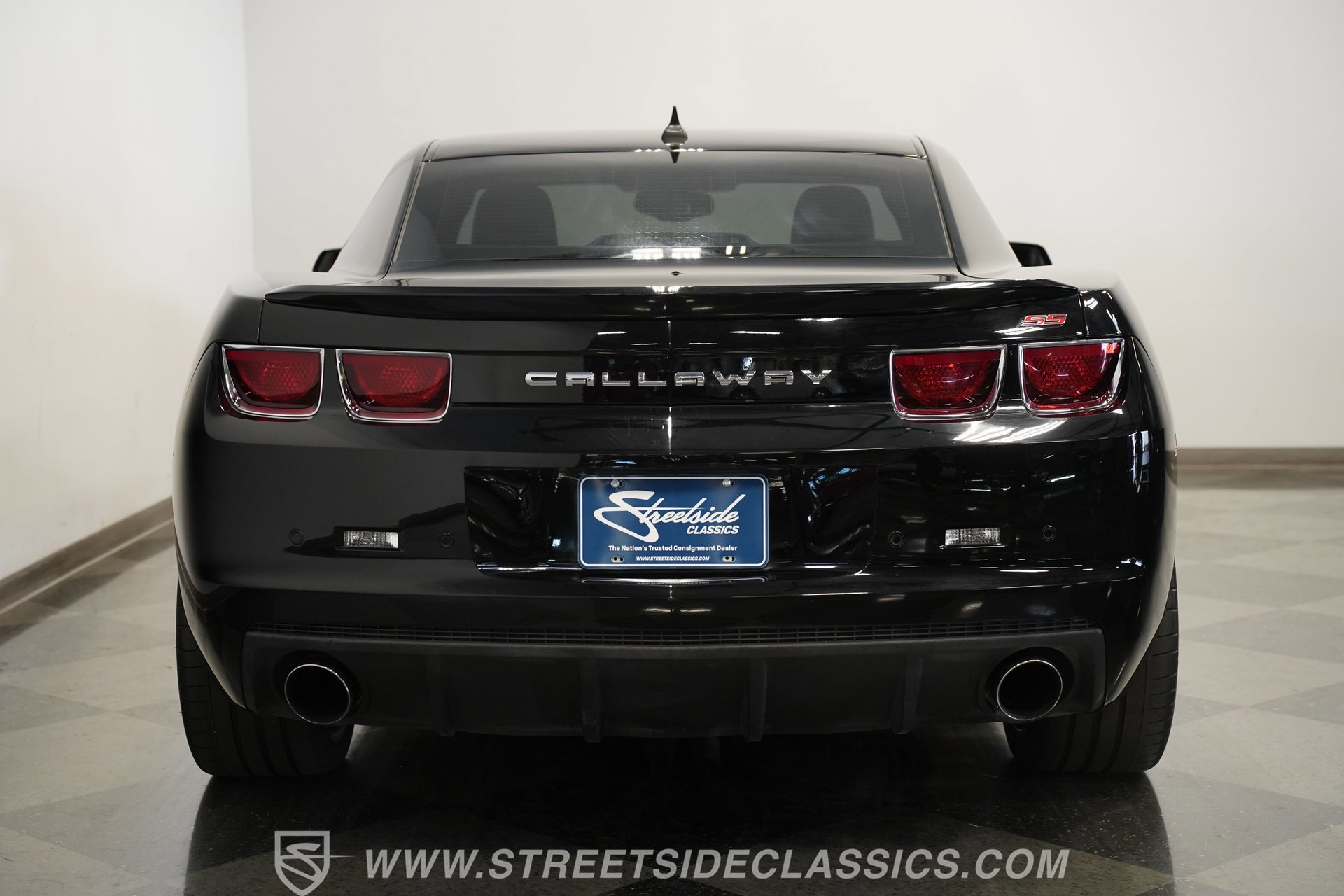 Used 2011 Chevrolet Camaro SS w/ RS Package image 10