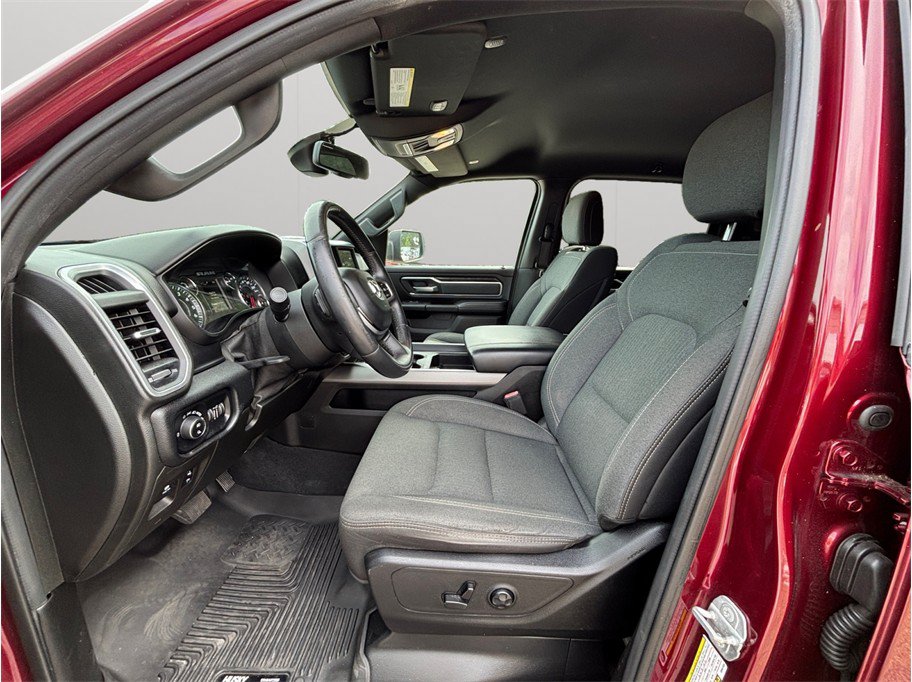 Used 2019 RAM 1500 Big Horn AWD/4WD image 2