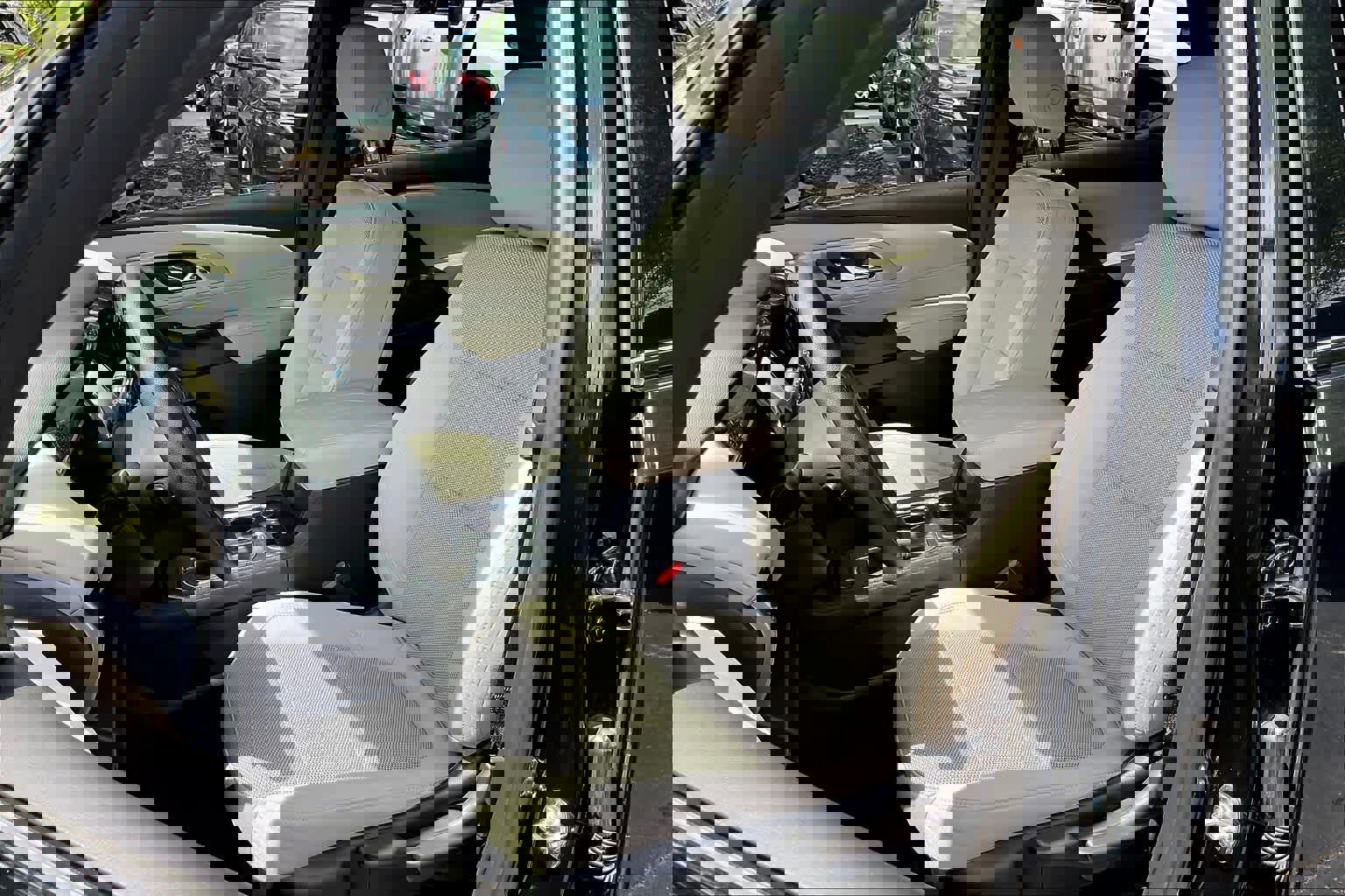 Certified 2023 Chevrolet Traverse LS w/ Midnight/Sport Edition image 24