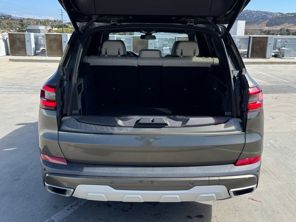 Used 2022 BMW X5 sDrive40i w/ Premium Package RWD image 22