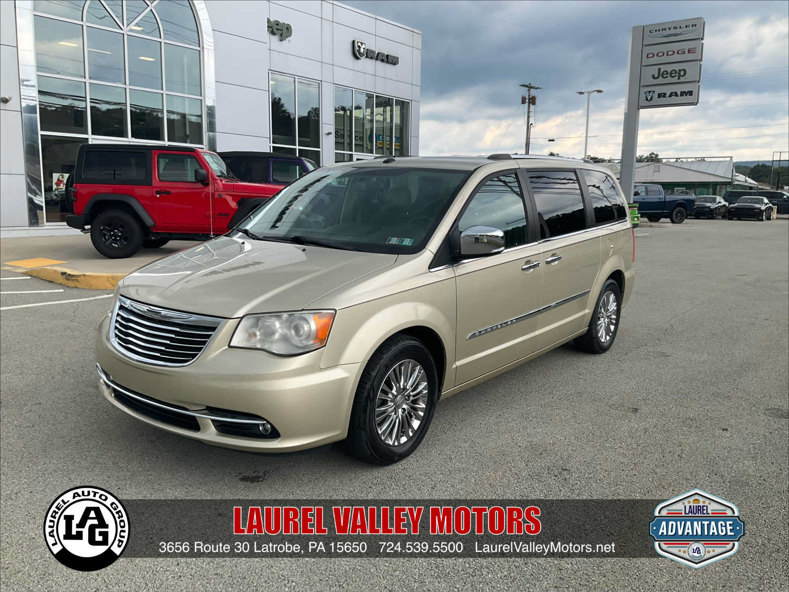 Used 2011 Chrysler Town & Country Limited