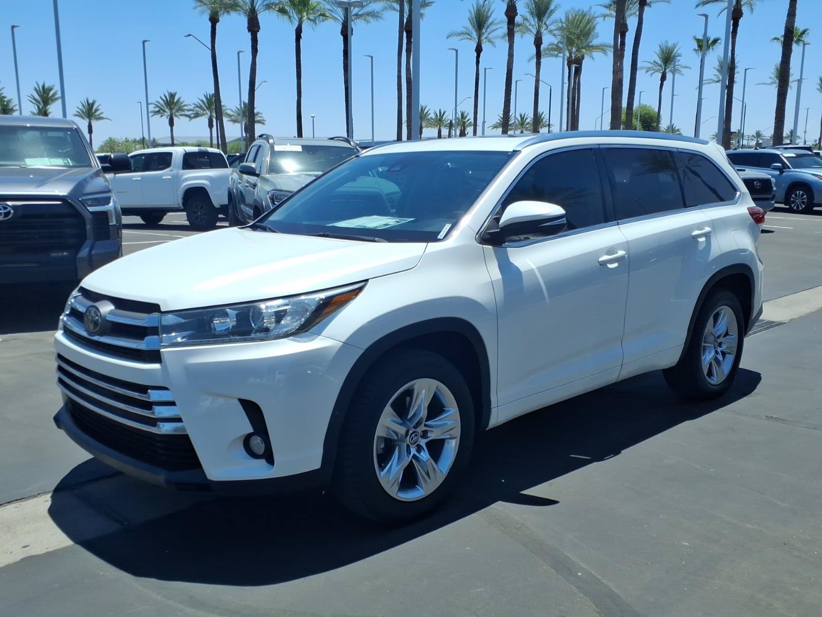 Used 2018 Toyota Highlander Limited FWD image 8