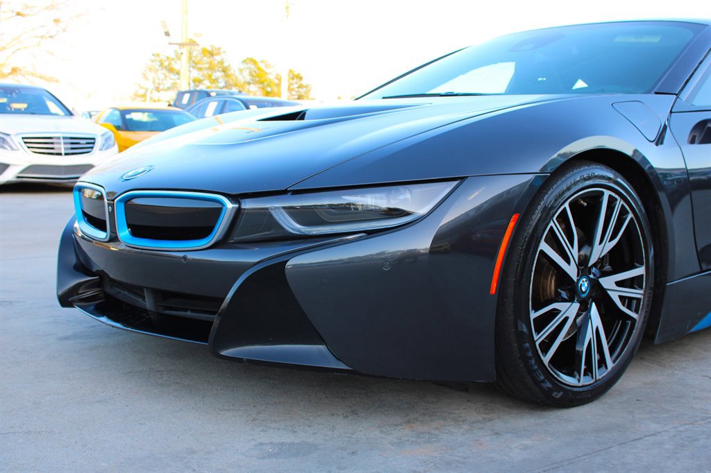 Used 2015 BMW i8 image 13
