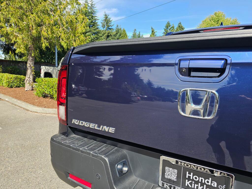 Certified 2023 Honda Ridgeline RTL-E image 16