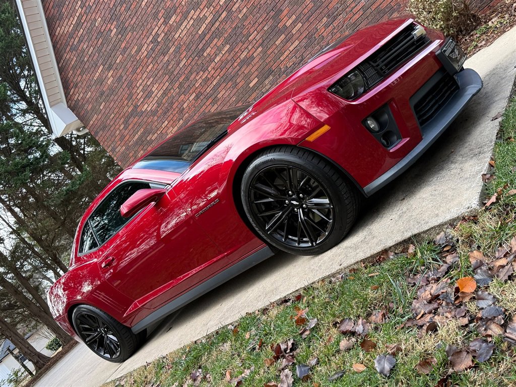 Used 2012 Chevrolet Camaro ZL1 image 25