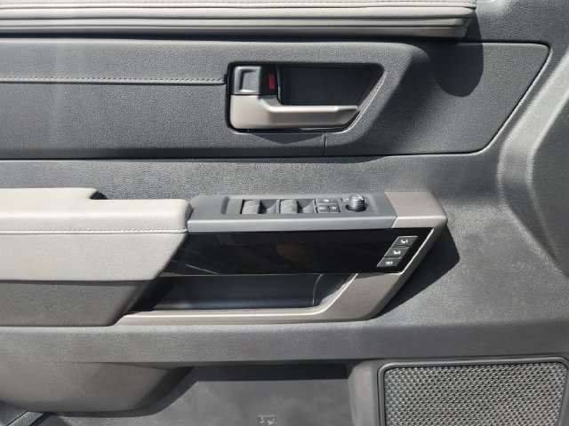 New 2026 Toyota Tundra Limited AWD/4WD image 21