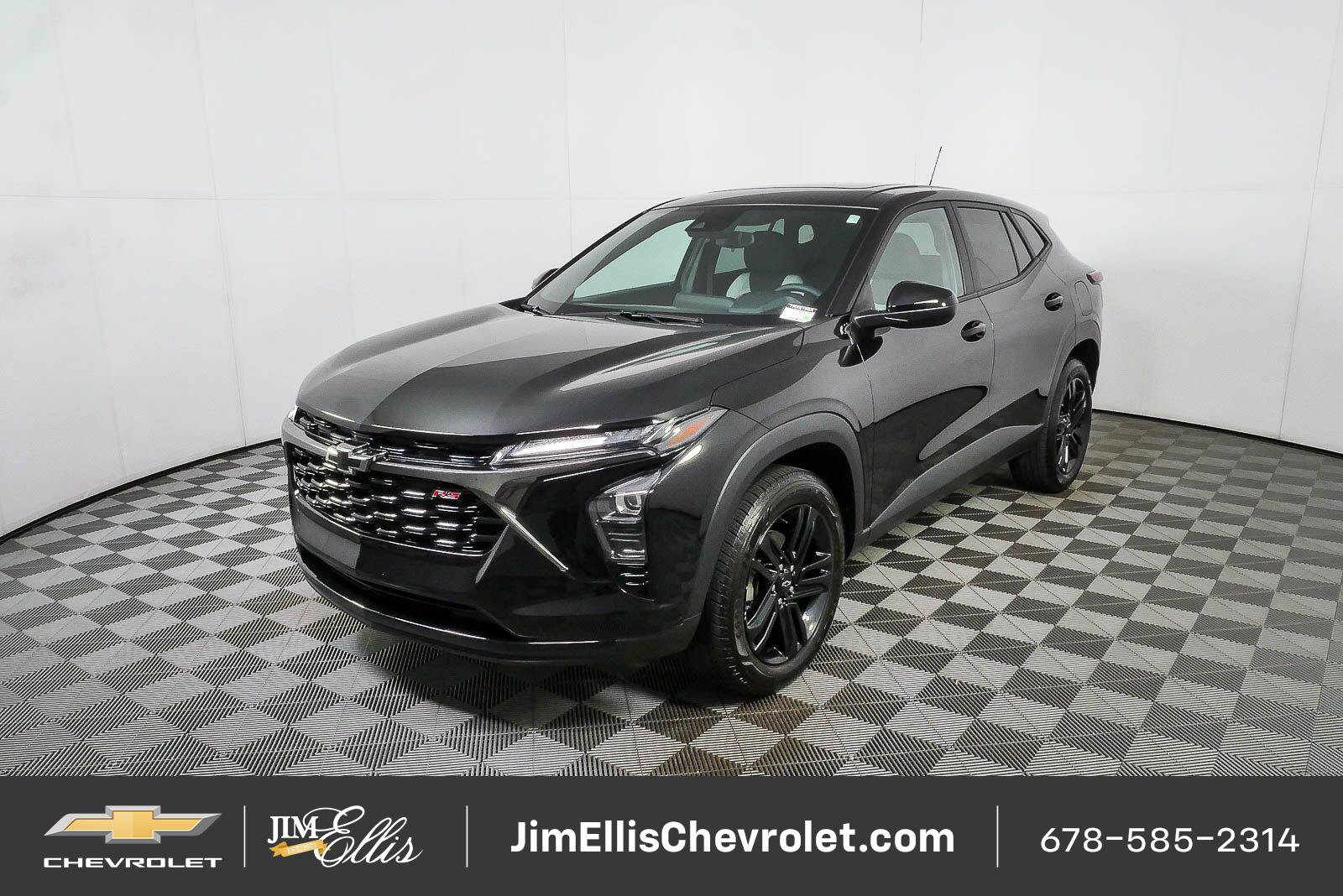 Certified 2025 Chevrolet Trax RS w/ Sunroof Package FWD image 1
