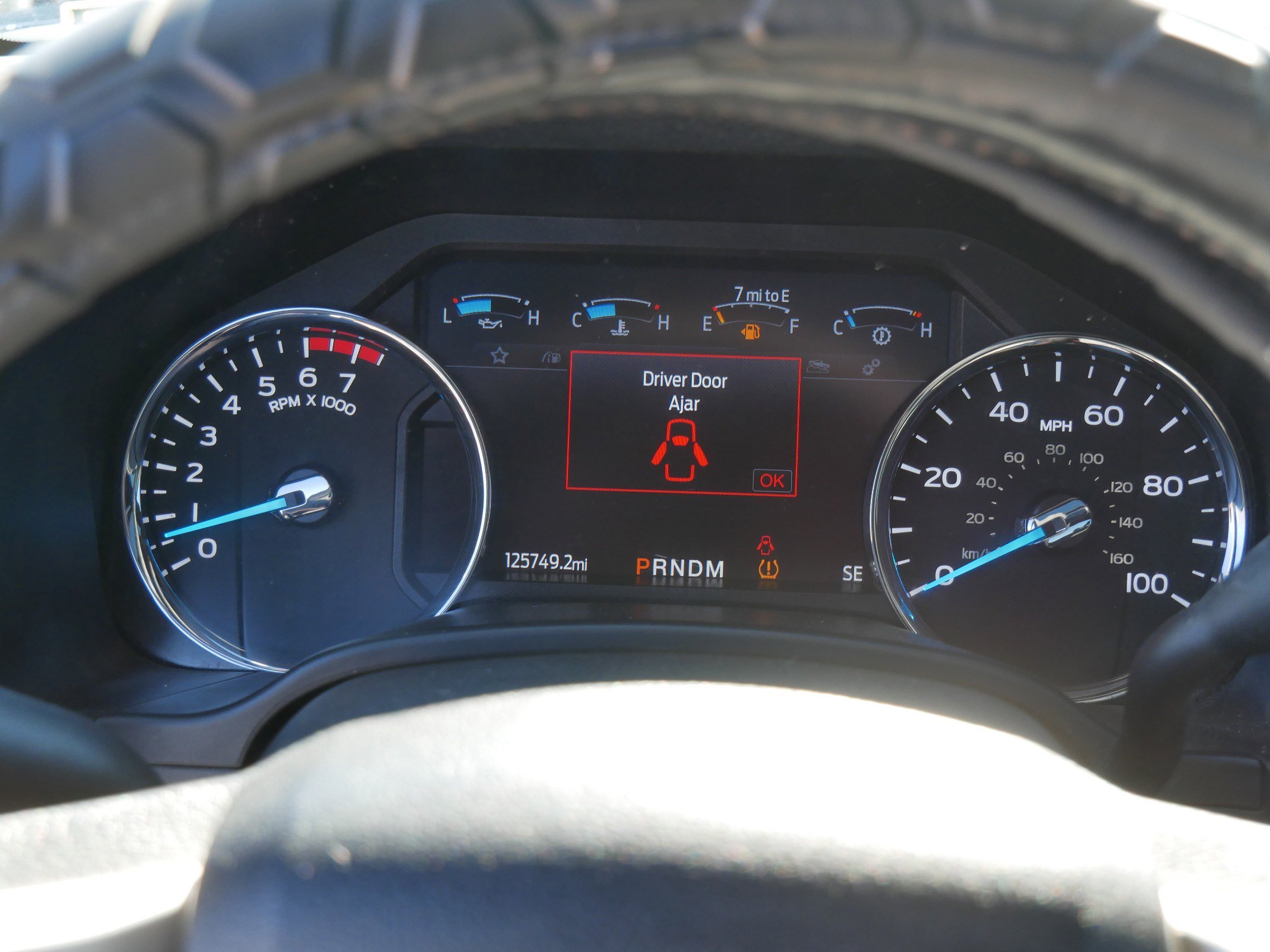 Used 2021 Ford F350 Platinum w/ Tremor Off-Road Package image 21