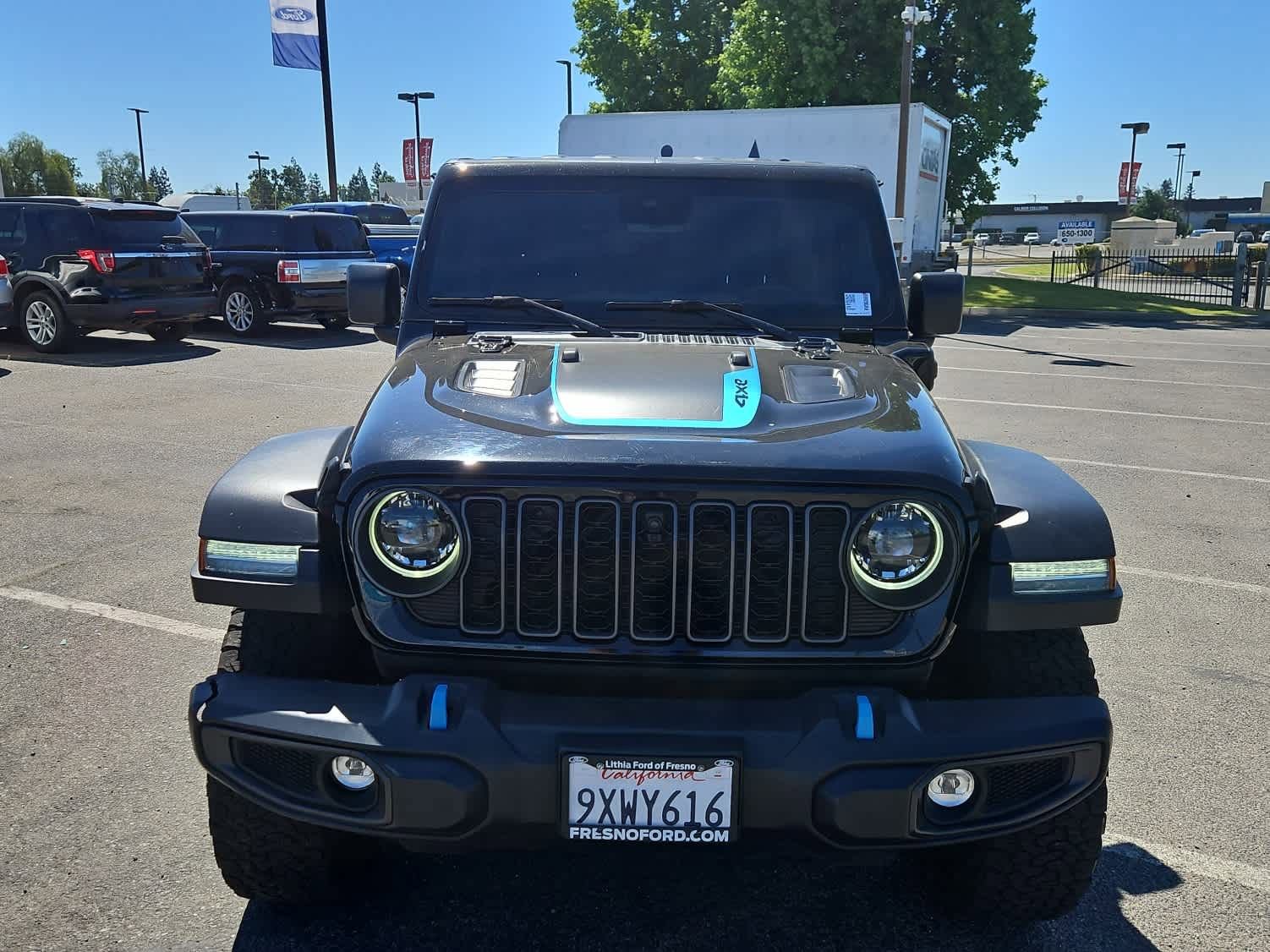 Used 2024 Jeep Wrangler Unlimited Rubicon 4xe w/ Technology Group image 4