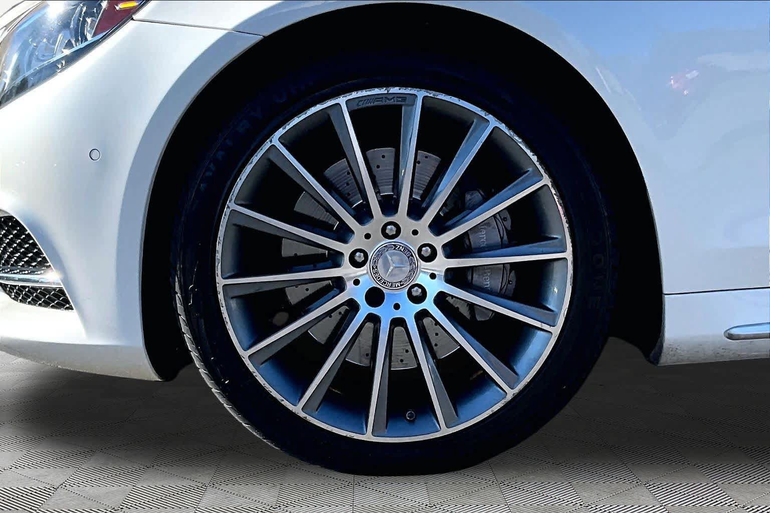 Used 2017 Mercedes-Benz S 550 Sedan image 11