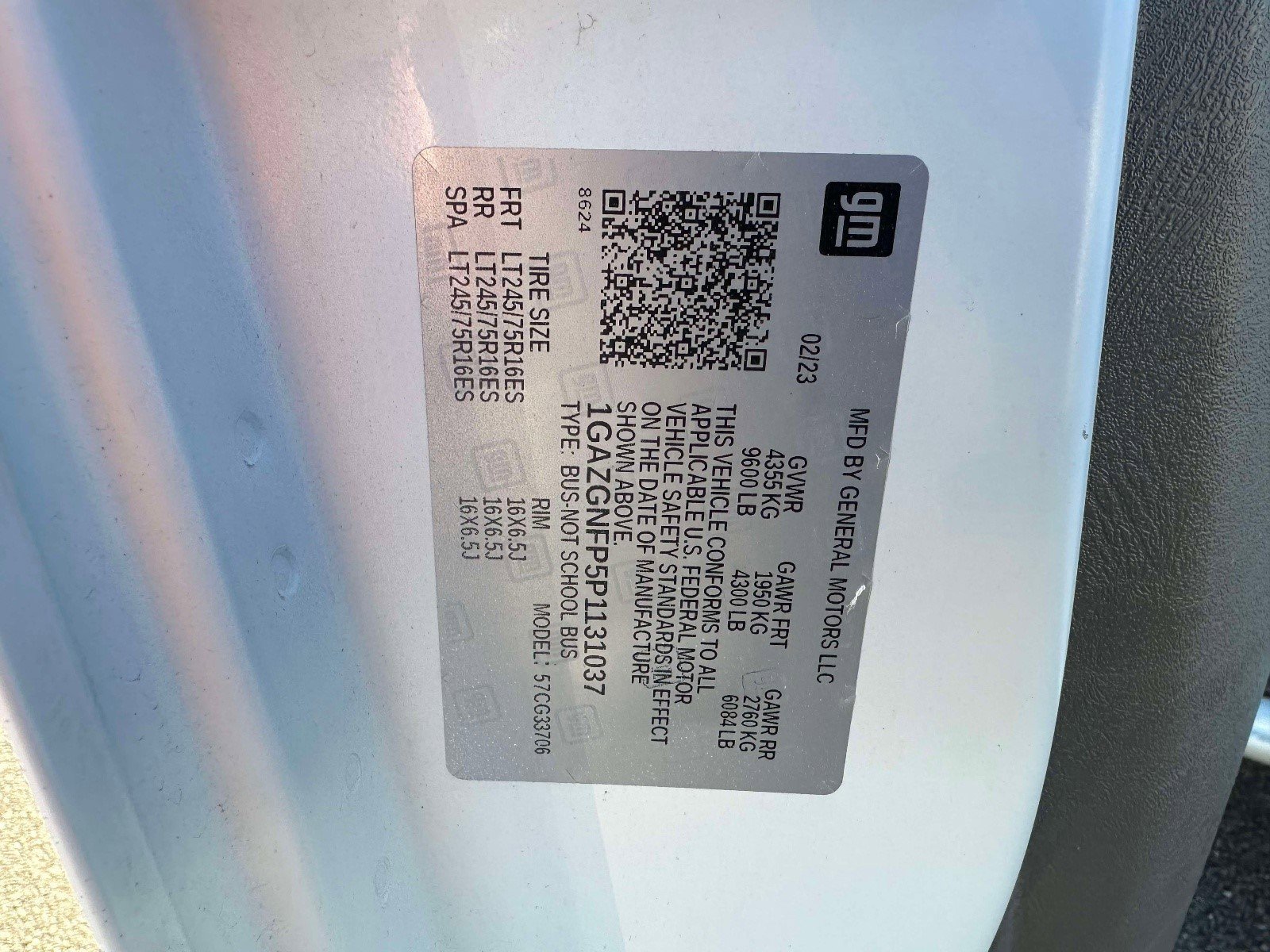 Certified 2023 Chevrolet Express 3500 LS image 19