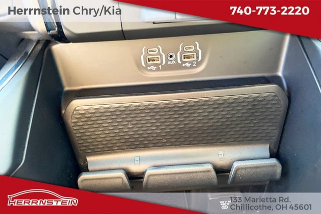 Used 2023 RAM 1500 Laramie AWD/4WD image 18