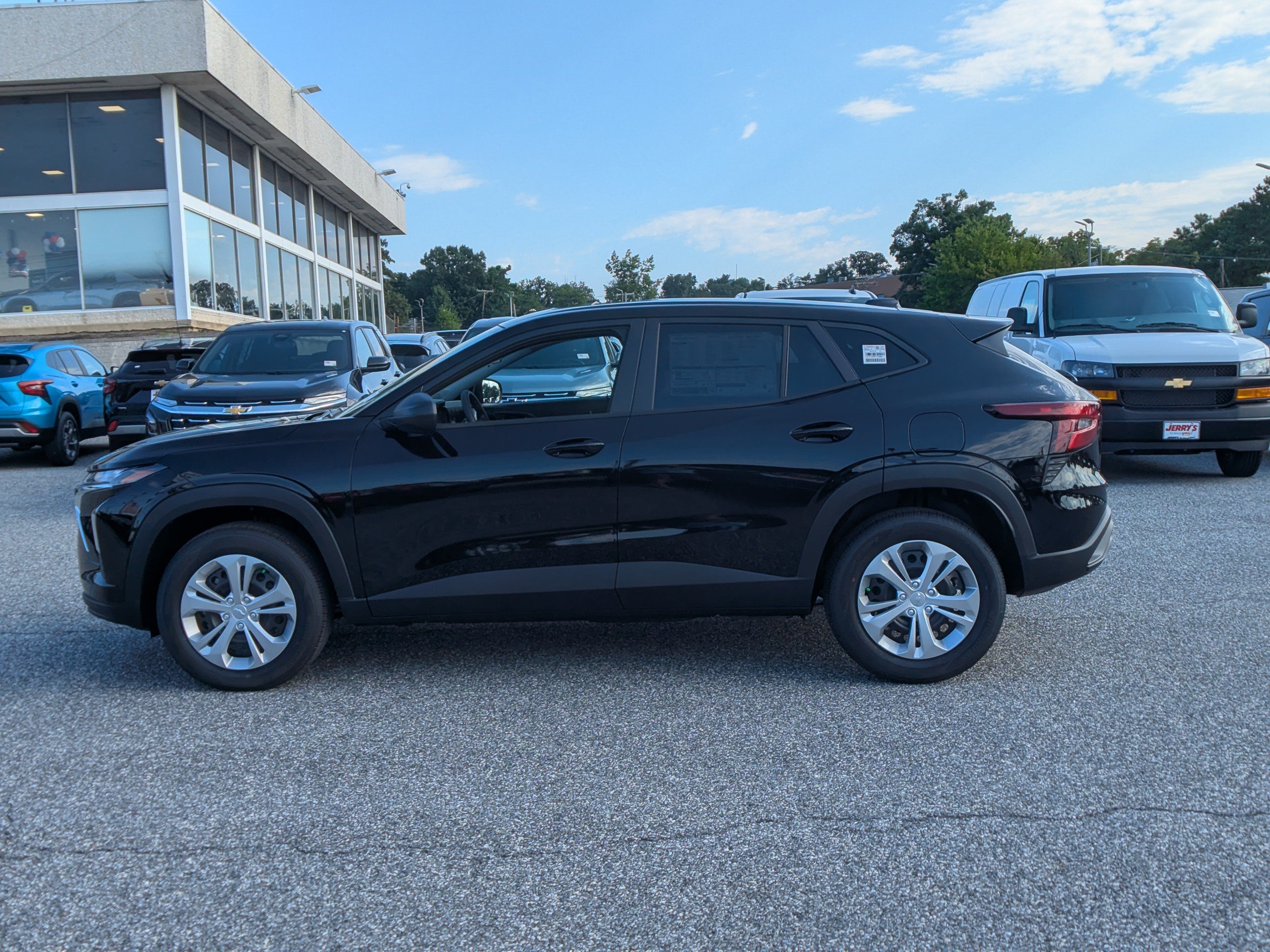 New 2026 Chevrolet Trax LS FWD image 5