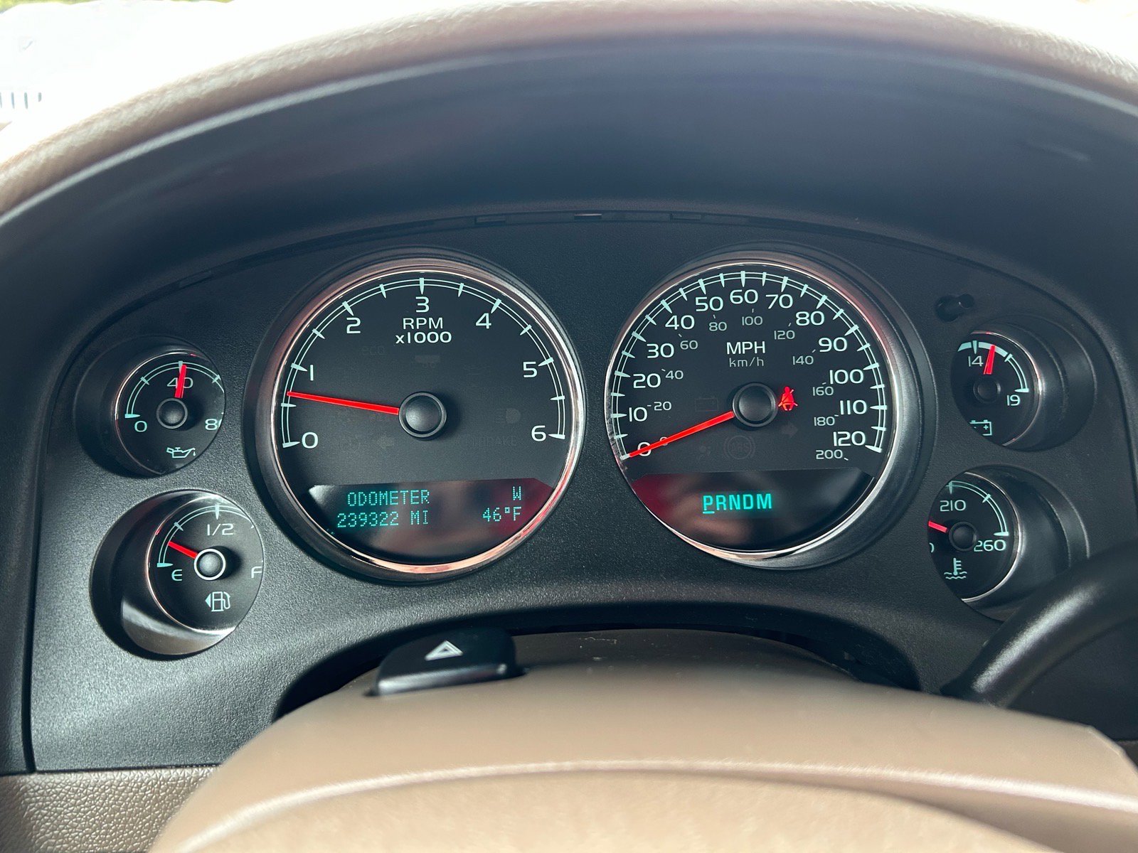 Used 2011 Chevrolet Suburban LT image 23