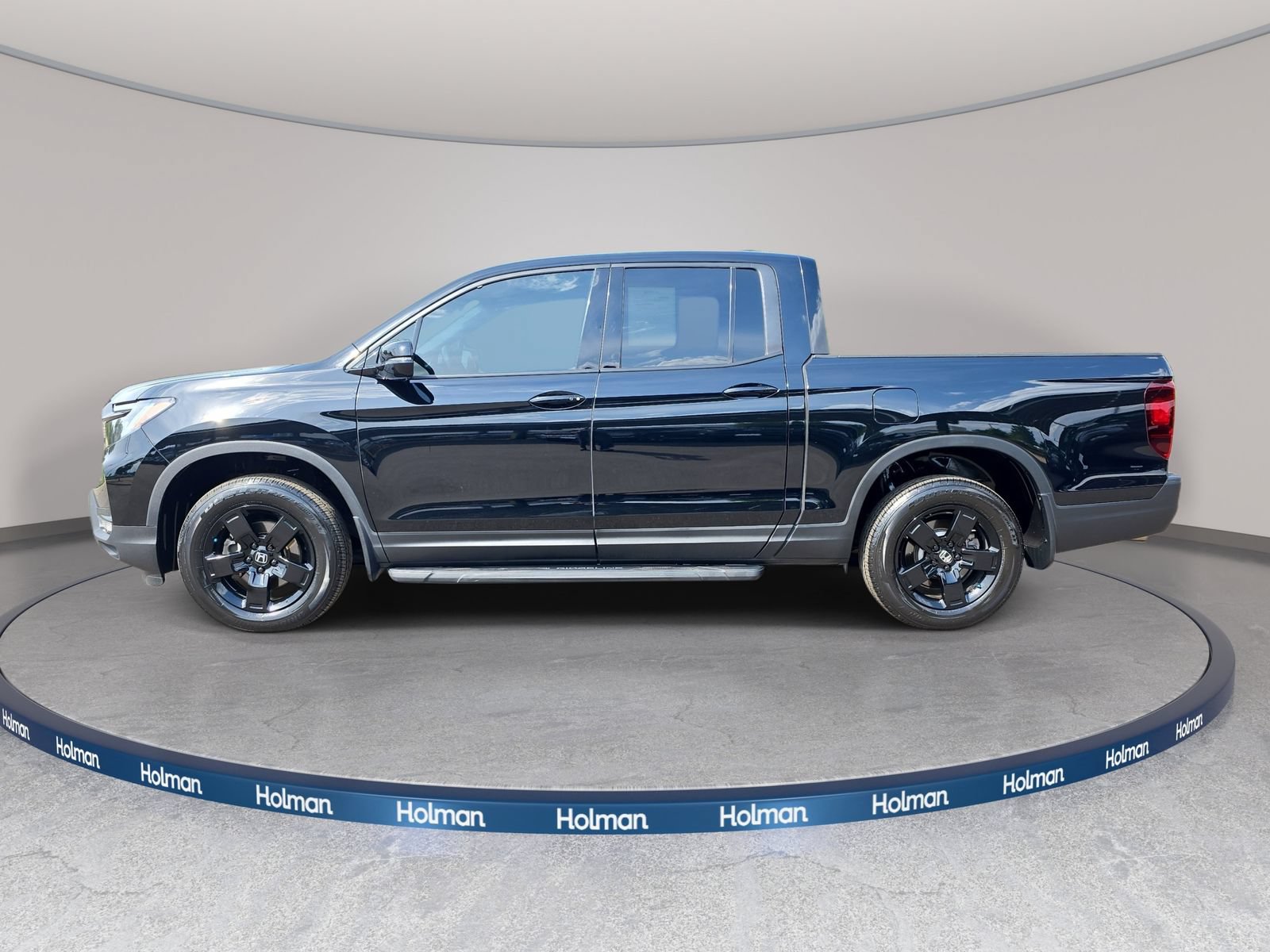 Used 2024 Honda Ridgeline Black Edition image 9