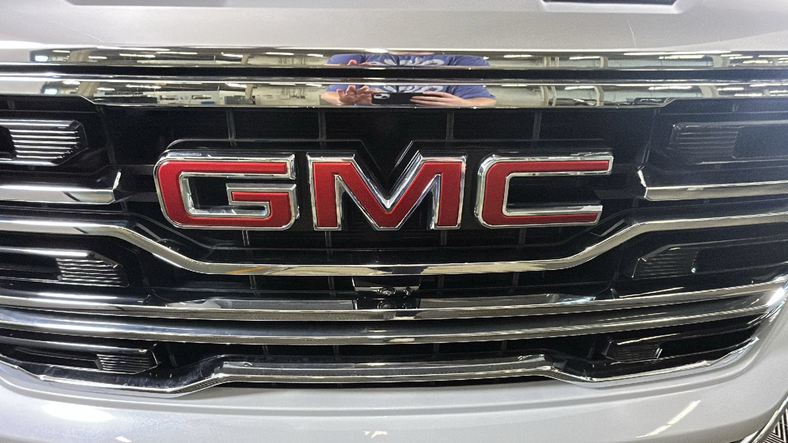 Used 2026 GMC Sierra 1500 SLT w/ SLT Premium Plus Package AWD/4WD image 10