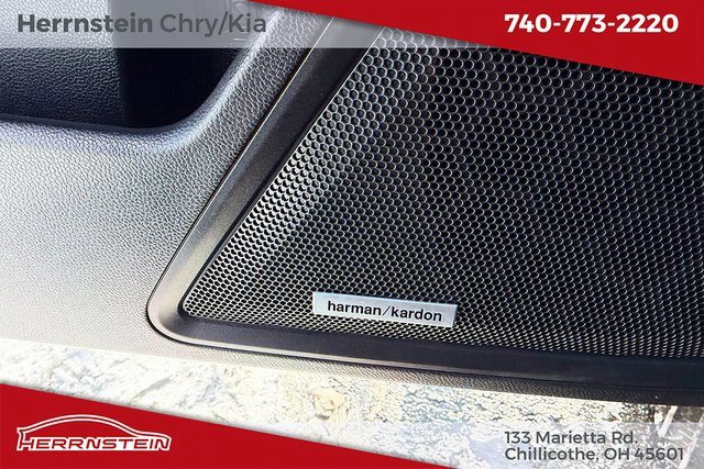 Used 2023 Subaru Outback Touring image 16