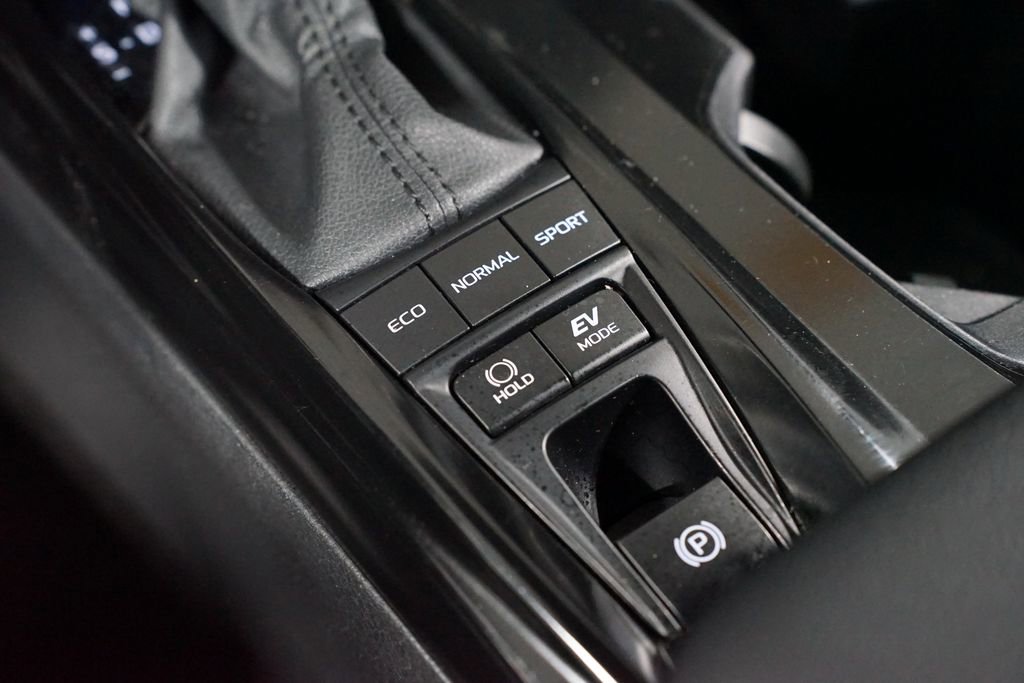 Certified 2025 Toyota Camry SE image 24