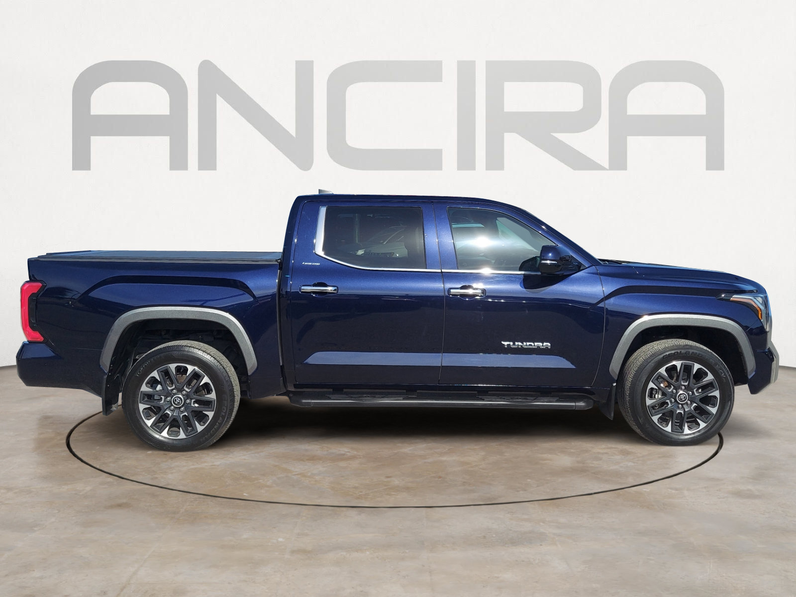 Used 2024 Toyota Tundra Limited AWD/4WD image 11
