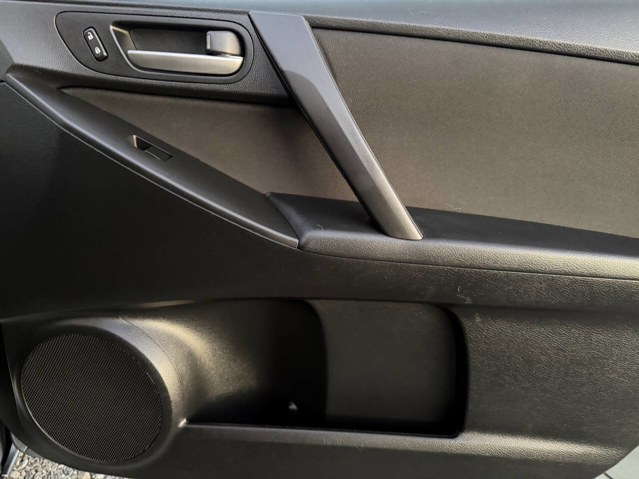 Used 2013 MAZDA MAZDA3 i Touring image 39