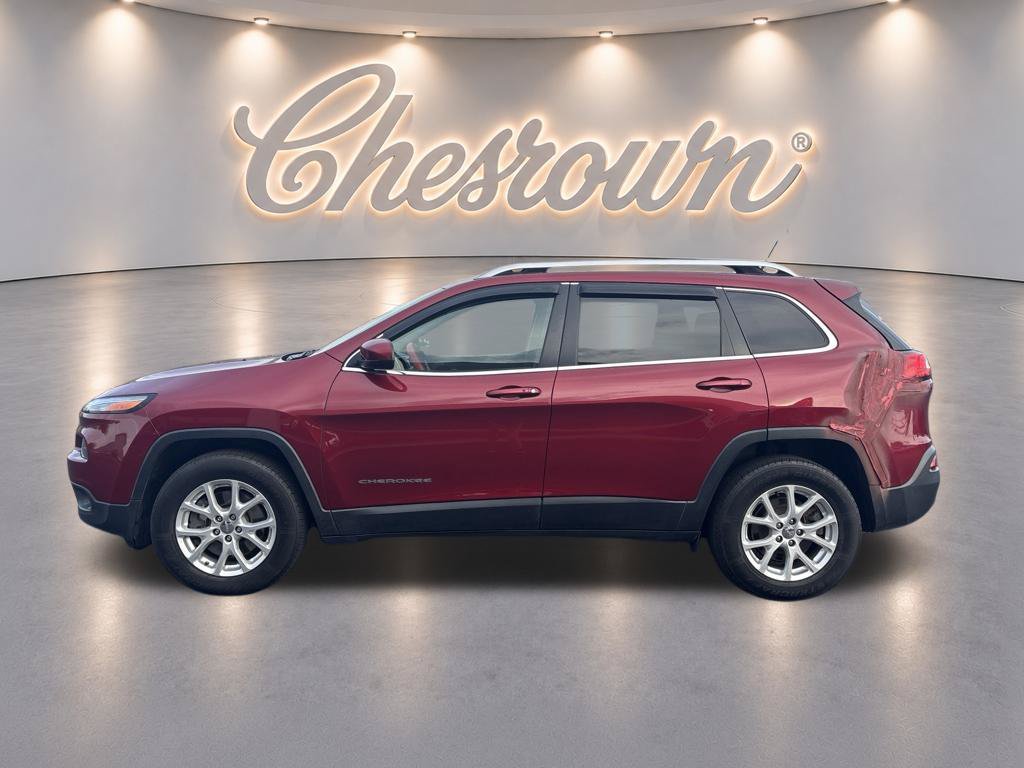 Used 2015 Jeep Cherokee Latitude w/ Comfort/Convenience Group AWD/4WD image 2