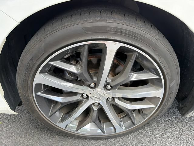 Used 2024 Honda Civic Touring image 11