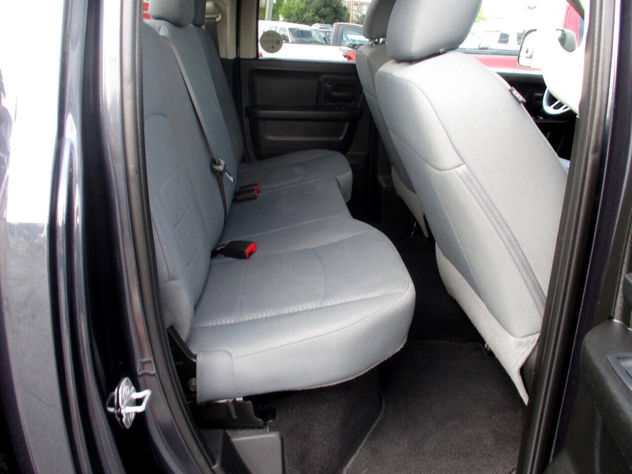 Used 2019 RAM 1500 ST w/ SXT Plus Group AWD/4WD image 13